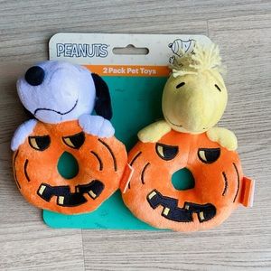 Peanuts pet toys 2 pack